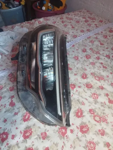 Vendo farol original Strada vulcano