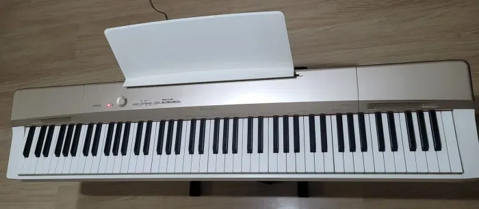 Piano Digital Casio PRIVIA PX160 GOLD 