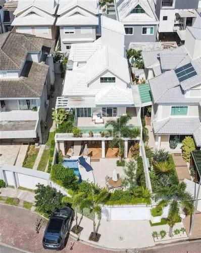 Casa à venda com 300,00m² e 4 quartos em Recreio dos Bandeirantes, Rio de Janeiro - RJ