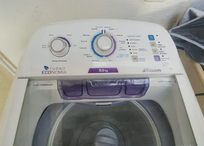 Máquina de Lavar Electrolux 8,5kg Turbo Economia Jet&Clean - Usada (Ler Descrição)