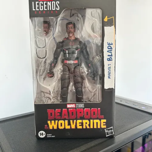 Boneco Blade Marvel Legends Original e Lacrado