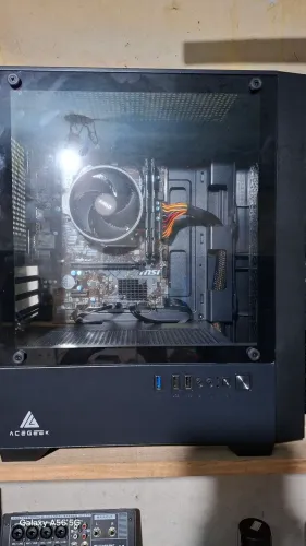 RYZEN 3 2200G+A320+16GB RAM