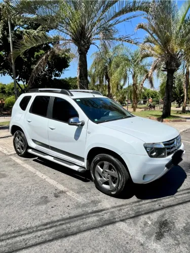 Renault Duster Dynamique 2.0 Hi-flex 16V Aut. 2014
