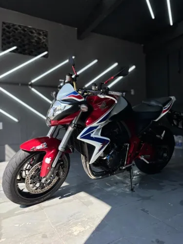 Honda CB 1000r 2015