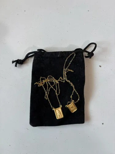 Escapulário em ouro 18k