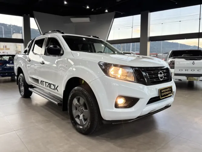 Nissan Frontier Attac.cd 4X4 2.3 Bi-TB Die. AUT 2019