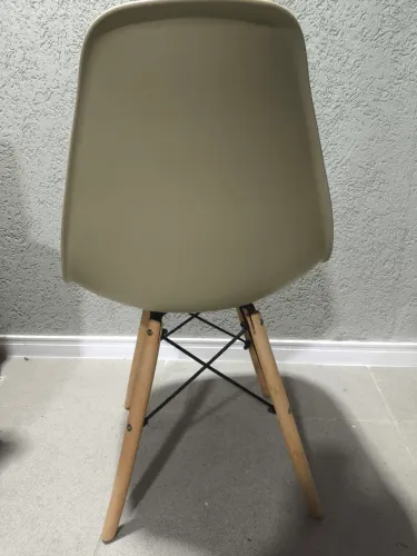 Cadeira Eiffel creme nova