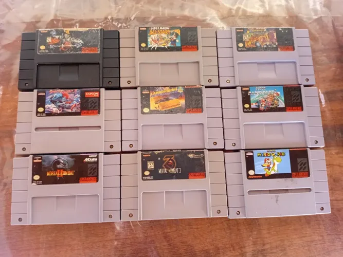 Lote com 9 cartuchos originais do Super Nintendo funcionando