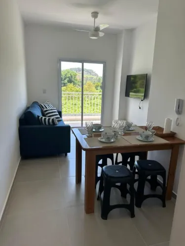 Apartamento Mobiliado de 50m² (2 quartos, 1 banheiro) em Caraguatatuba
