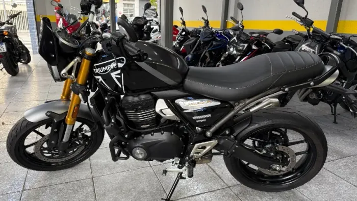 TRIUMPH SPEED 400 25/26 C/ 500 kms