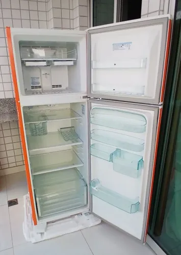 Geladeira Electrolux Frost Free DF 38