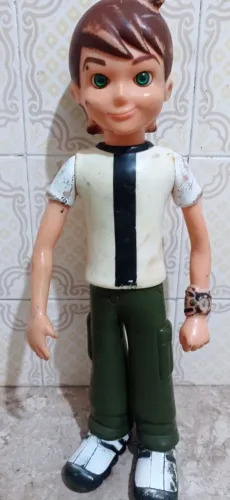 Boneco antigo do desenho animado Ben10 Grande Ben 10 Bandeirante 40cm