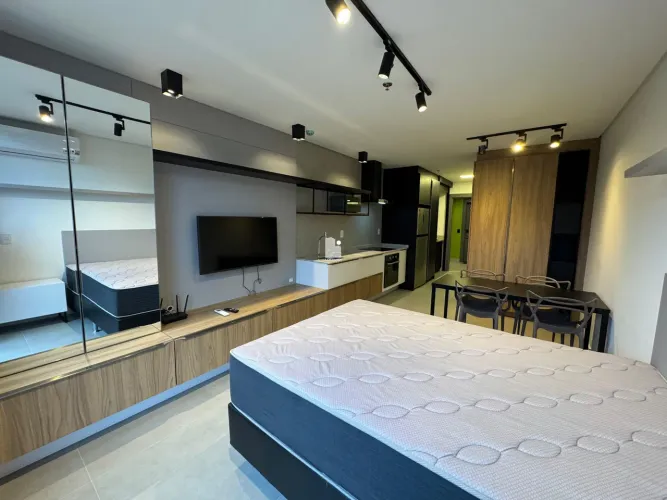 Studio mobiliado a 200 metros da UFSC