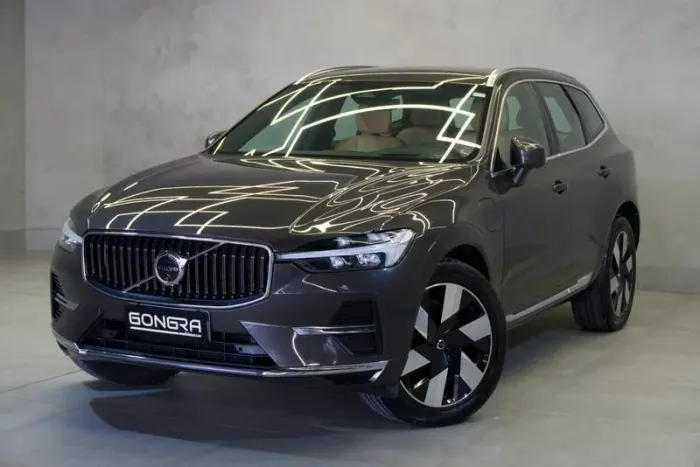 Volvo XC-60 T-8 Ultimate 2.0 AWD (híbrido) 2024