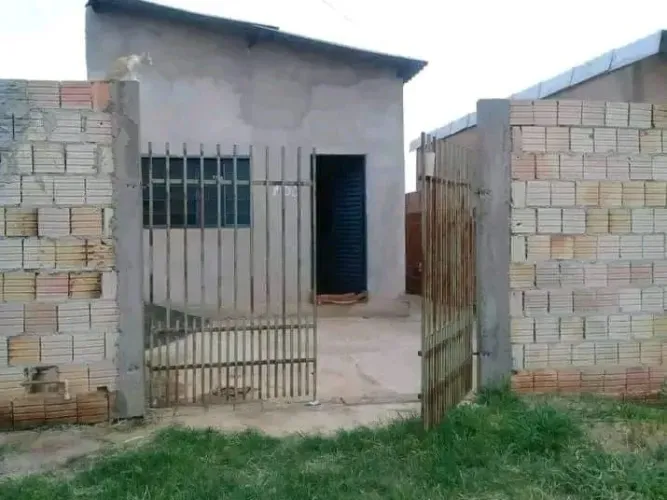 Vende-se Casa em Tibirica Direto com Lilian