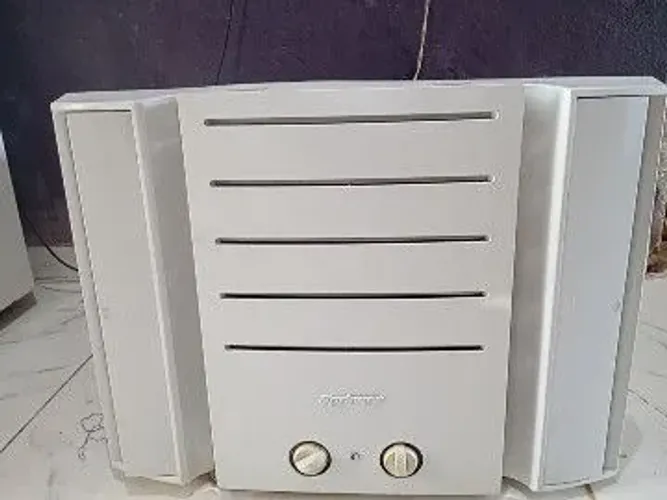 Ar condicionado Springer 7500 btus 110 volts gelando ótimo r$400