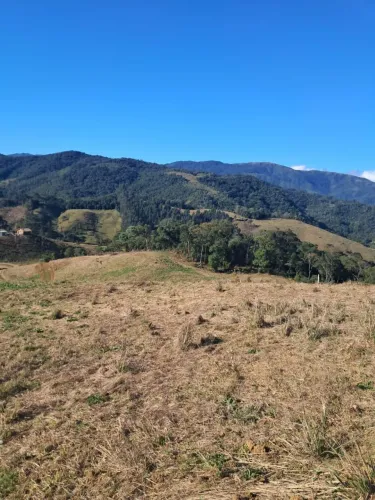 Terrenos com riacho a partir R$60.000,00 o hectare em Anitápolis-SC