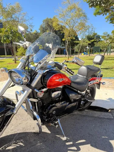 Linda Suzuki Boulevard M800 Edição Limitada 2011