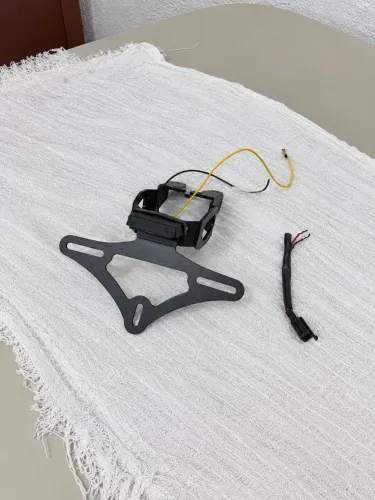 Eliminador de Rabeta FIXO Ninja 400 / Z400 com Luz de Placa