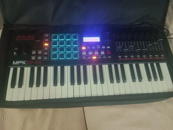 Controlador 49 teclas.