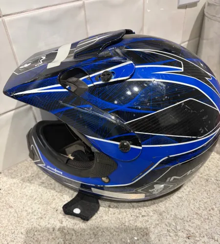 Capacete