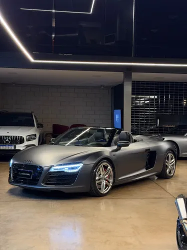 Audi R8 Spyder 5.2 Quattro R-tronic/s-tronic 2014
