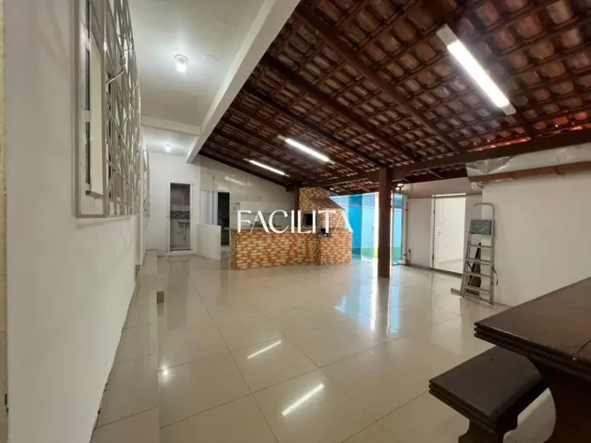 Casa com 4 quartos no bairro Barreiros, São José