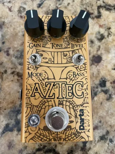 Pedal de Boost/overdrive Aztec da Darta Effects 