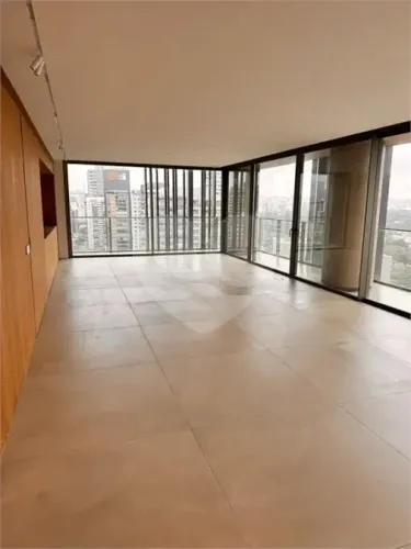 Apartamento com 4 quartos para locação em Pinheiros - SP