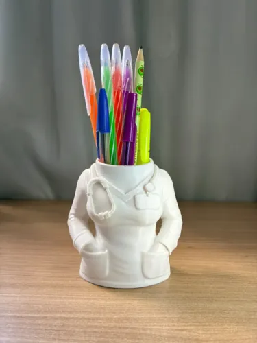 Porta-Canetas Jaleco Feminino 3D