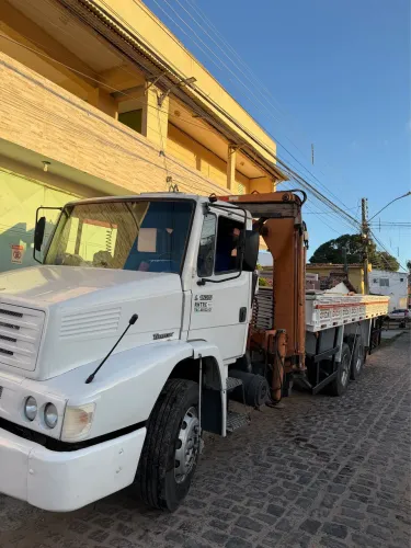 Caminhão Munck Mercedes Benz 1620 Truck