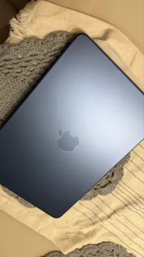 MACBOOK NEO 256 8GB