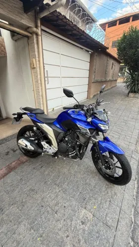 Fazer 250 2021 com apenas 31mil rodados 