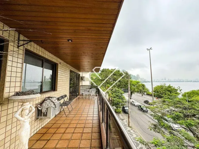 Apartamento com 4 dormitórios à venda, 170 m² por R$ 2.600.000,00 - Lagoa - Rio de Janeiro