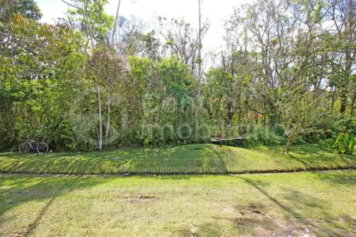 TERRENO à venda em Peruíbe, no bairro Jardim Sao Luiz
