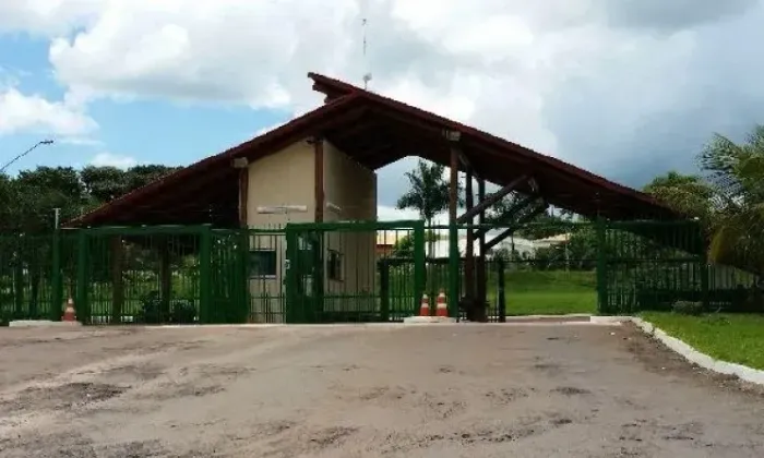 Vende-se Chácara no Condomínio Sítios de Recreio Paraíso Tropical  Goiânia/GO