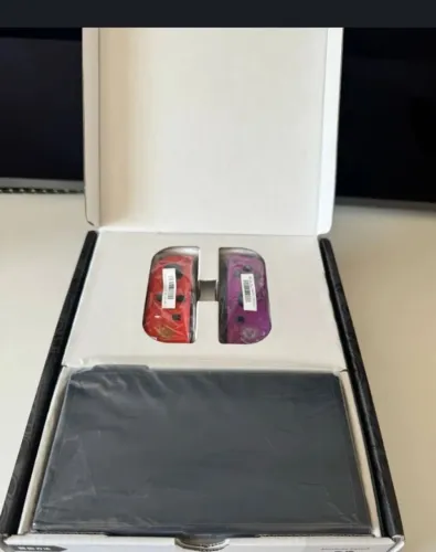 Nintendo swit OLED edição pokémon