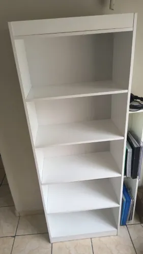 Estante de livros