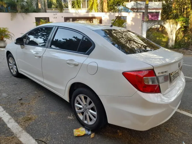 Honda Civic Sedan LXS 1.8/1.8 Flex 16V Aut. 4P 2015