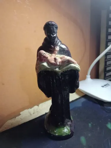 Pequena Estatueta São Jose segurando menino Jesus Antiga