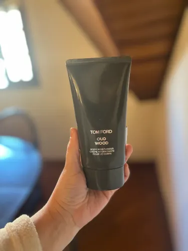 Creme corporal TOM FORD OUD WOOD