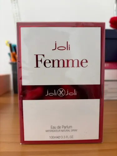 Perfume lacrado Joli Femme