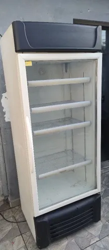 Vendo Expositora vertical refrimate 420 litros