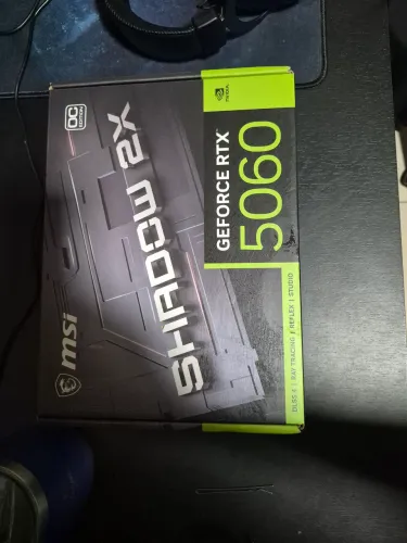 RTX 5060 (5 MESES DE USO, ZERADA)