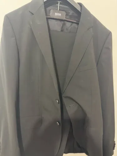 Terno marca Boss - preto