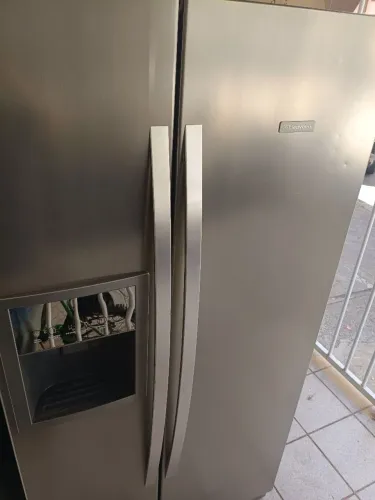 Geladeira Side by Side SS72x Electrolux 