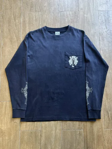 camiseta long sleeve vintage chrome hearts