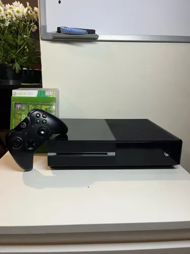 XBOX ONE impecável 