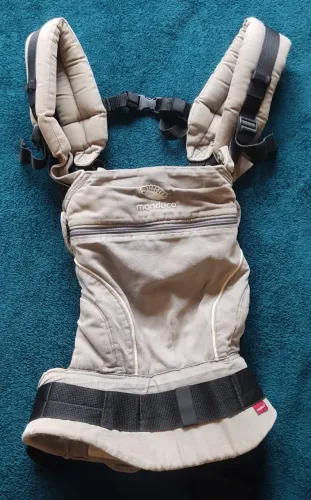 Canguru, mochila para carregar bebês (Manduca First Baby Carrier) usado