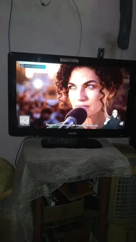 TV filipis 32 polegadas com controle